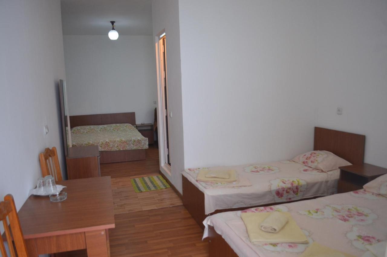 Akhmed Guest House Kwariati Exterior foto