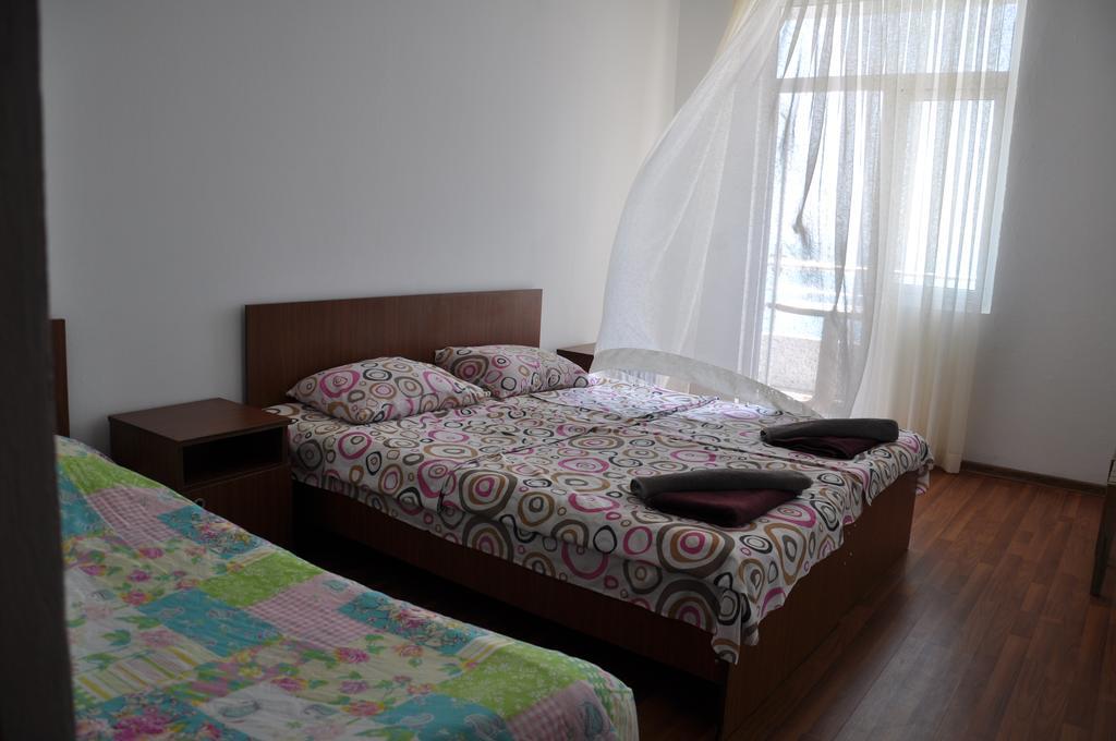 Akhmed Guest House Kwariati Exterior foto